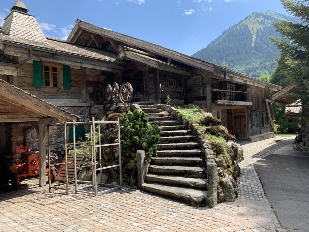 6BCF3C34-FB03-4528-8DD3-B343A392069A