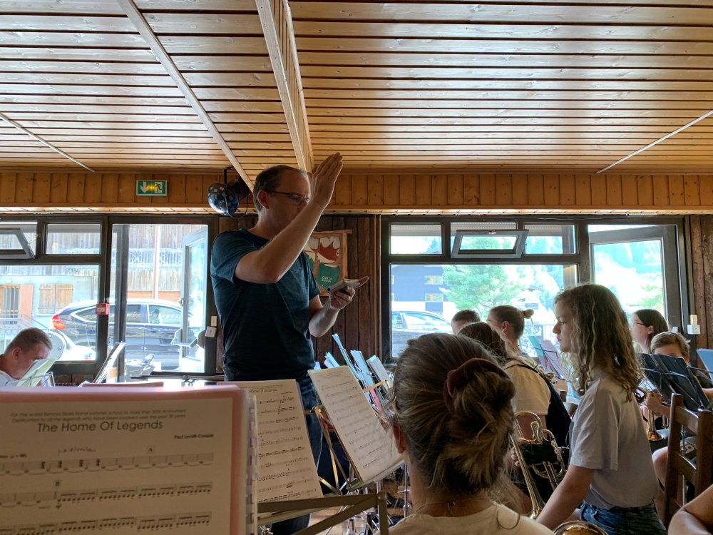 8D4C7245-A7E8-424B-890D-8B76A2C6581E