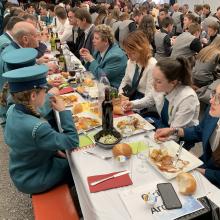 5E9C6898-F6A3-478B-A40B-09217D88D656