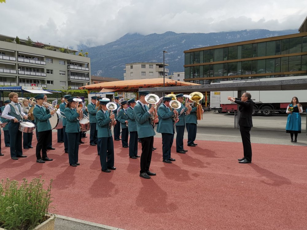 6063C279-E1E1-4907-AEA3-B1A5D672D4B2