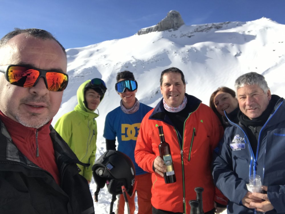 3F5259F3-B39C-40D5-A2D9-D27E3387CEEB